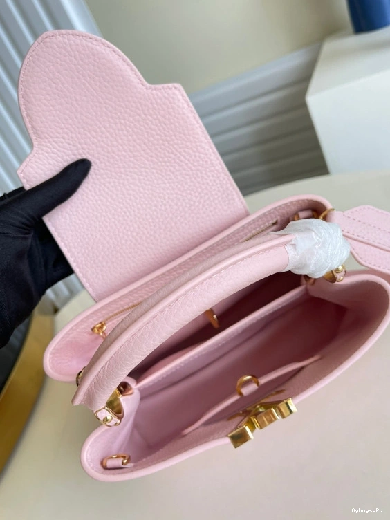 LOUIS VUITTON CAPUCINES BB 0523